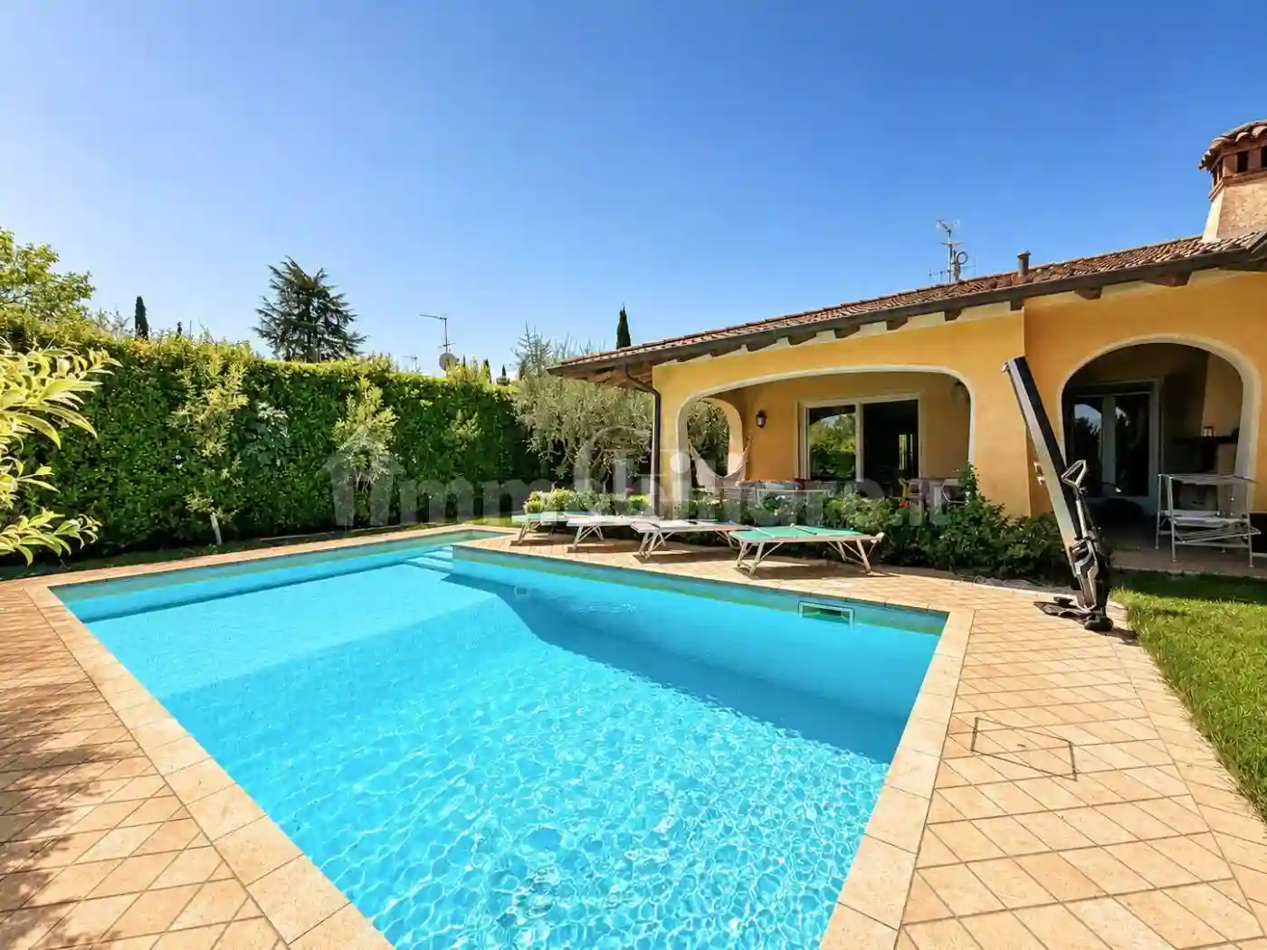 Villa - foto 2