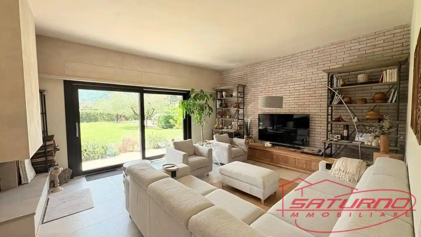 Villa in vendita a Capannori