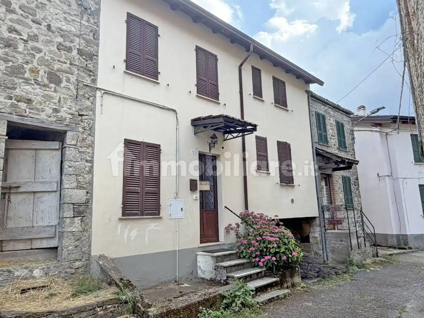 Casa indipendente in vendita a Ferriere