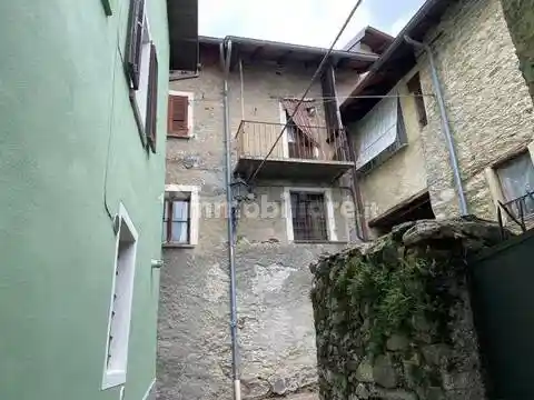 Villa in vendita a Trarego Viggiona