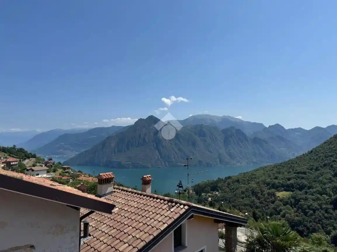 Casa indipendente in vendita a Fonteno