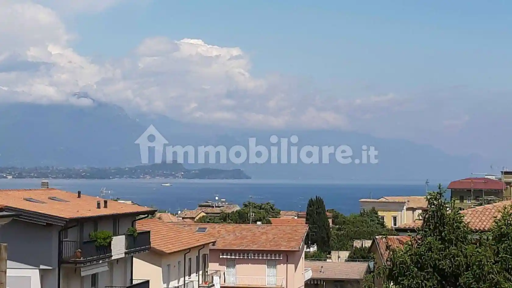 Appartamento in affitto a Desenzano del Garda