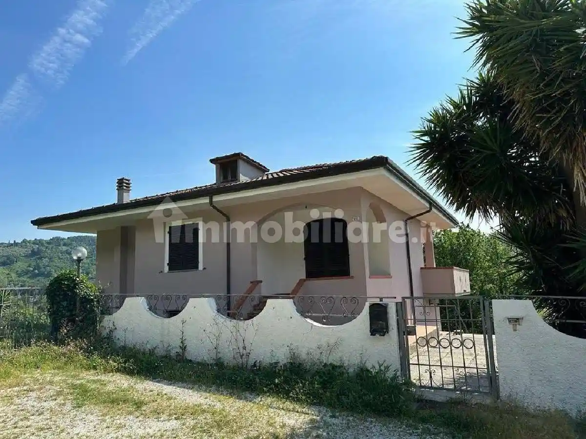 Villa in vendita a Camaiore