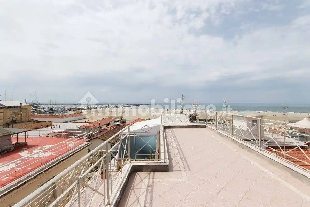 Villetta a schiera in vendita a Viareggio