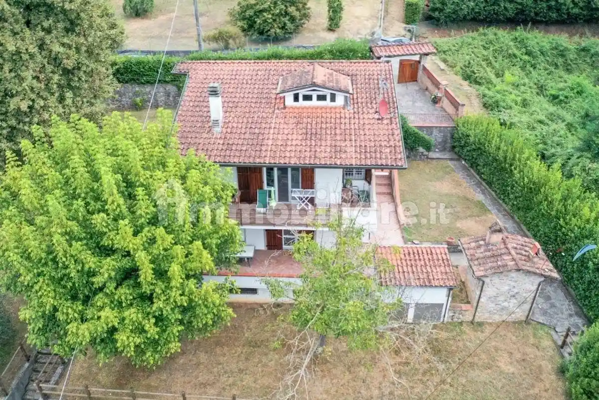 Villa in vendita a Camaiore