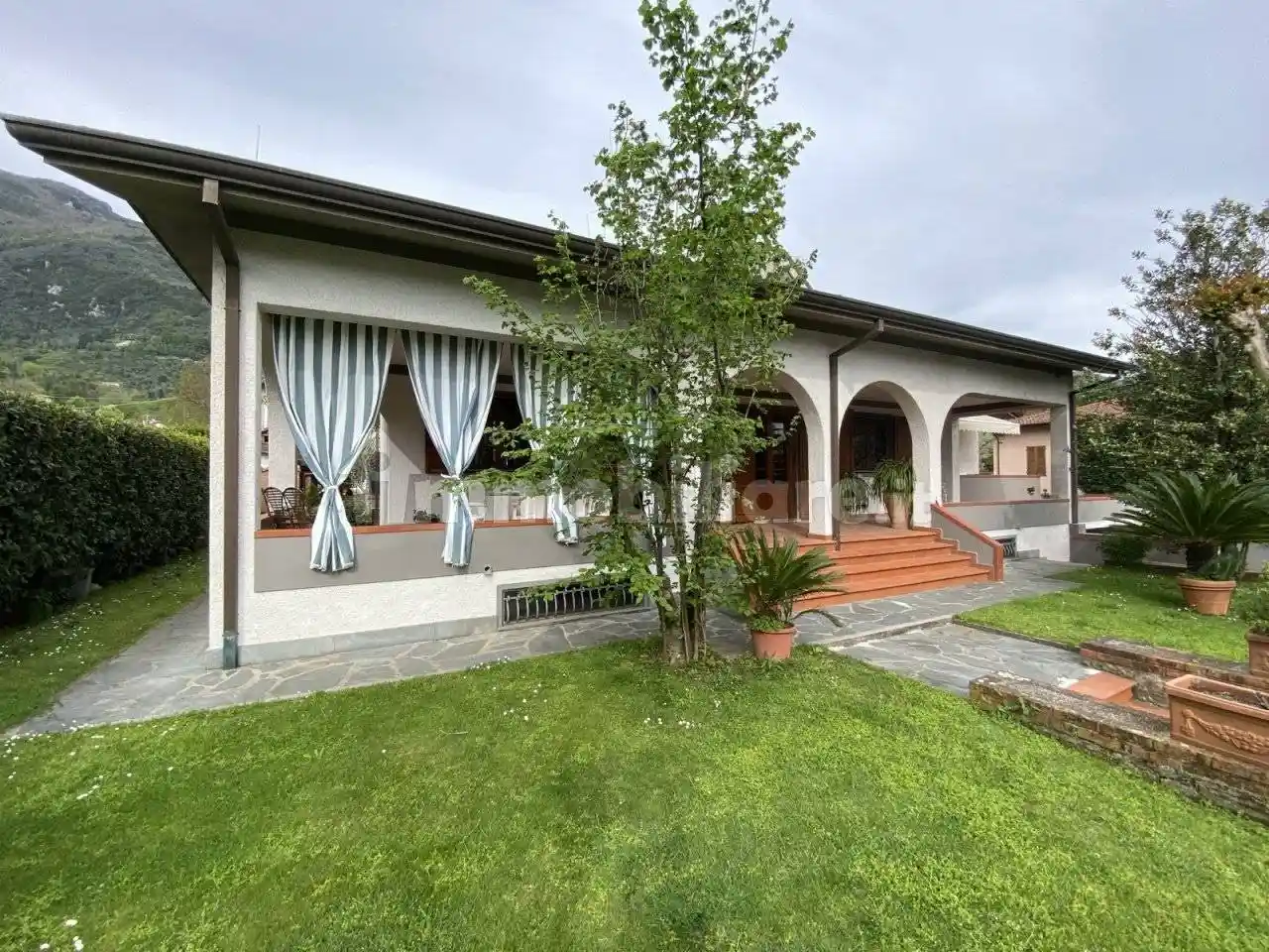 Villa in vendita a Camaiore
