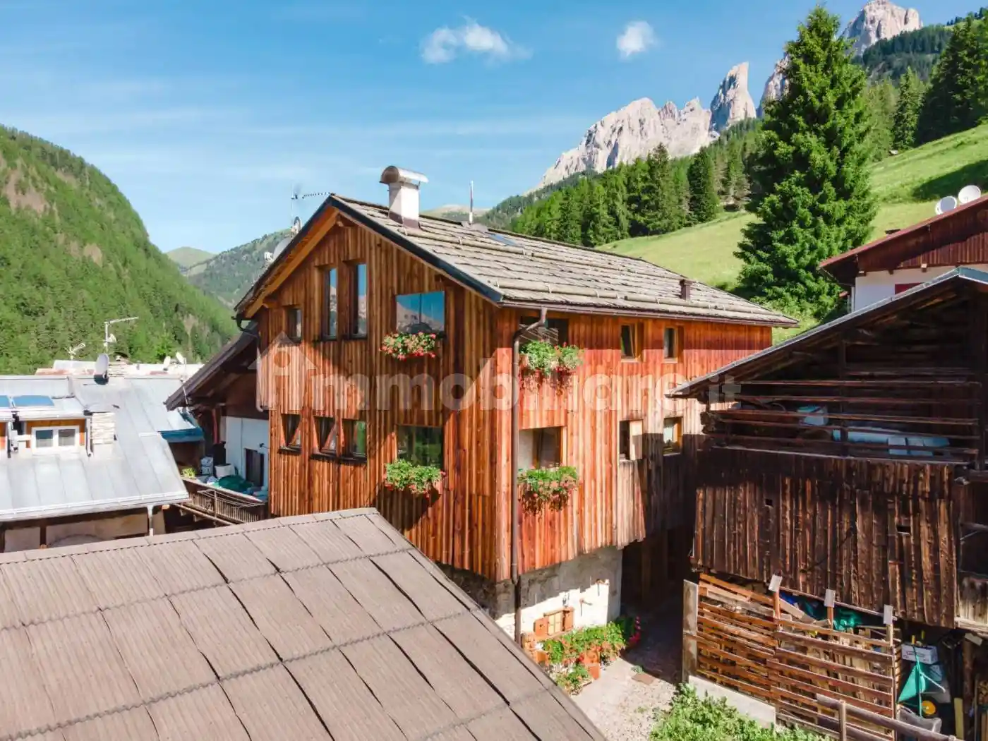 Casa indipendente in vendita a Campitello di Fassa