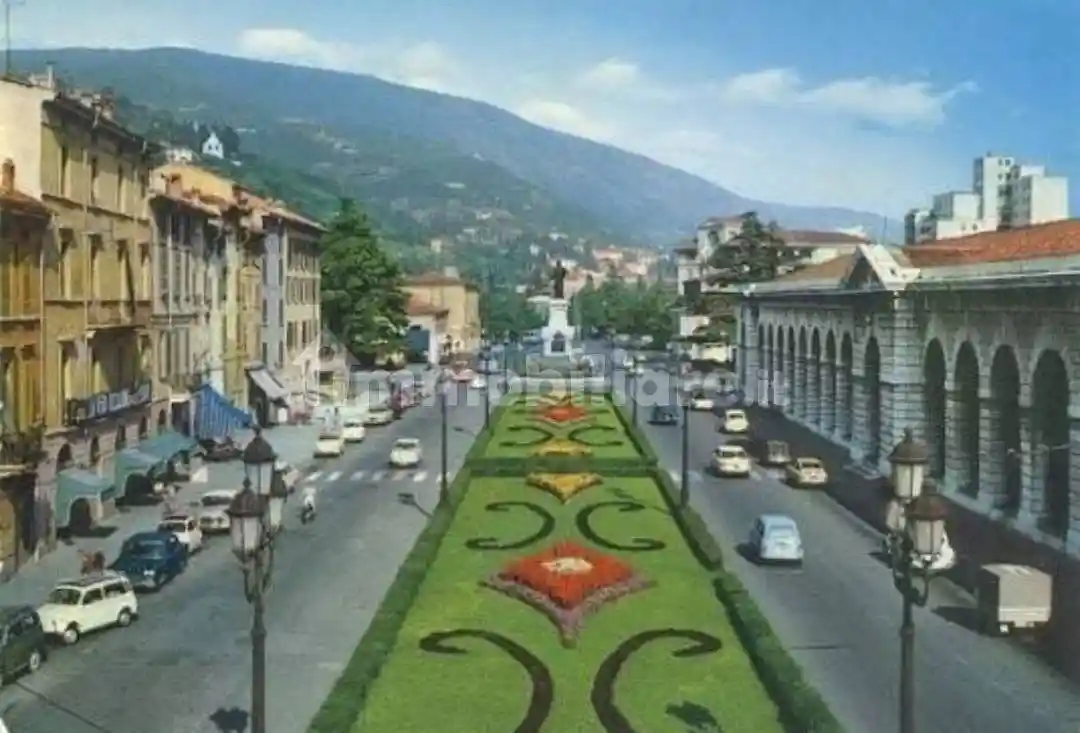 Appartamento in vendita a Brescia