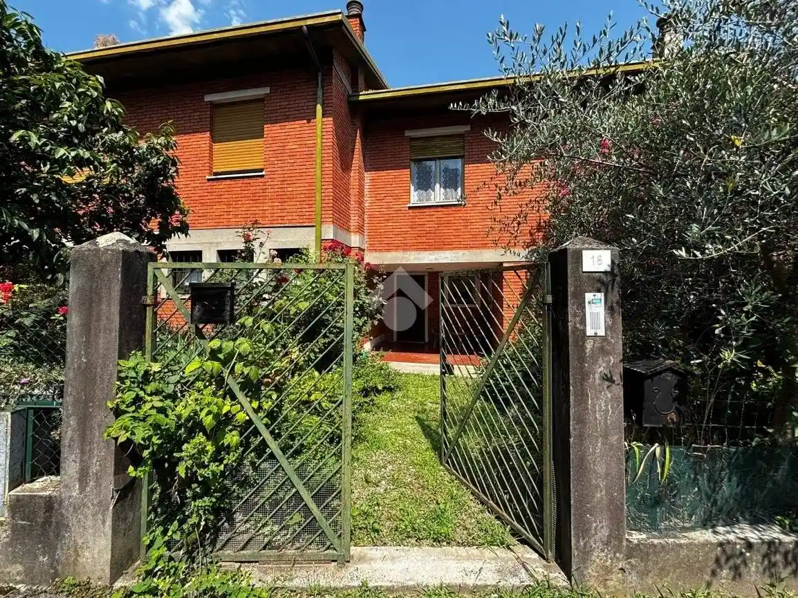Villetta a schiera in vendita a Breno