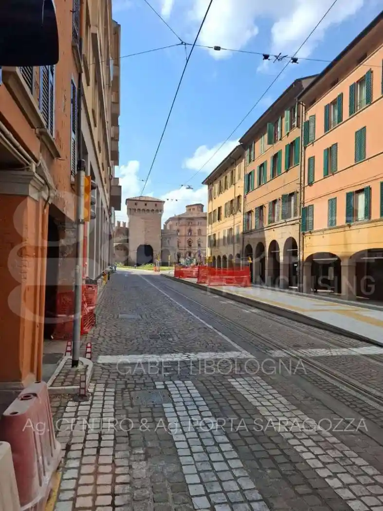 Appartamento in vendita a Bologna
