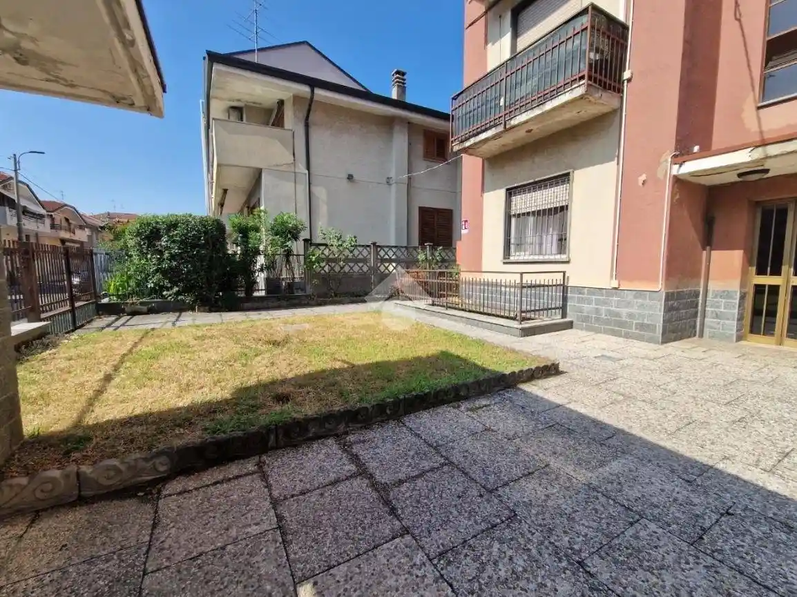 Appartamento in vendita a Limbiate