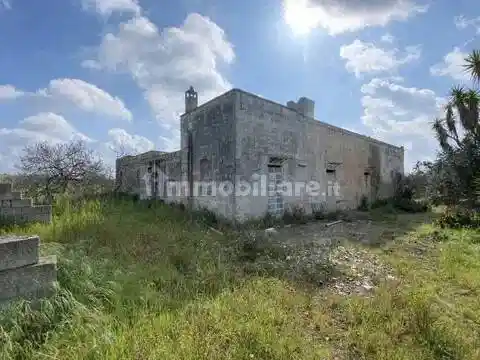 Rustico - Casale in vendita a Lecce