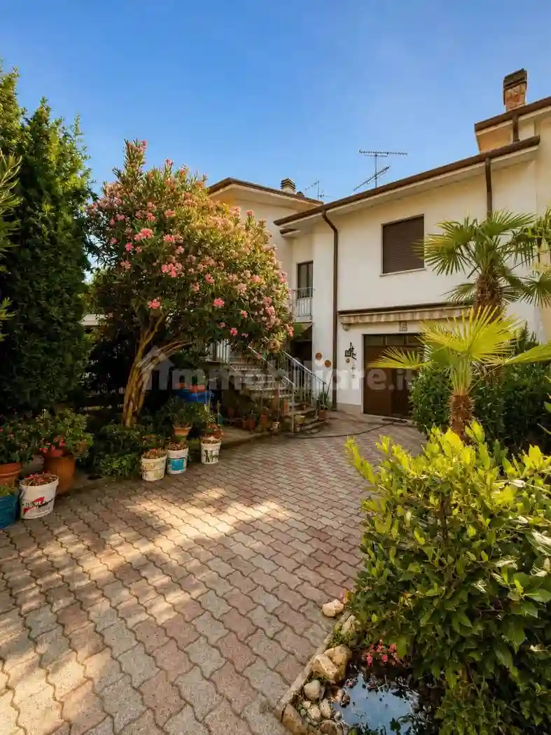 Villetta a schiera - foto 2