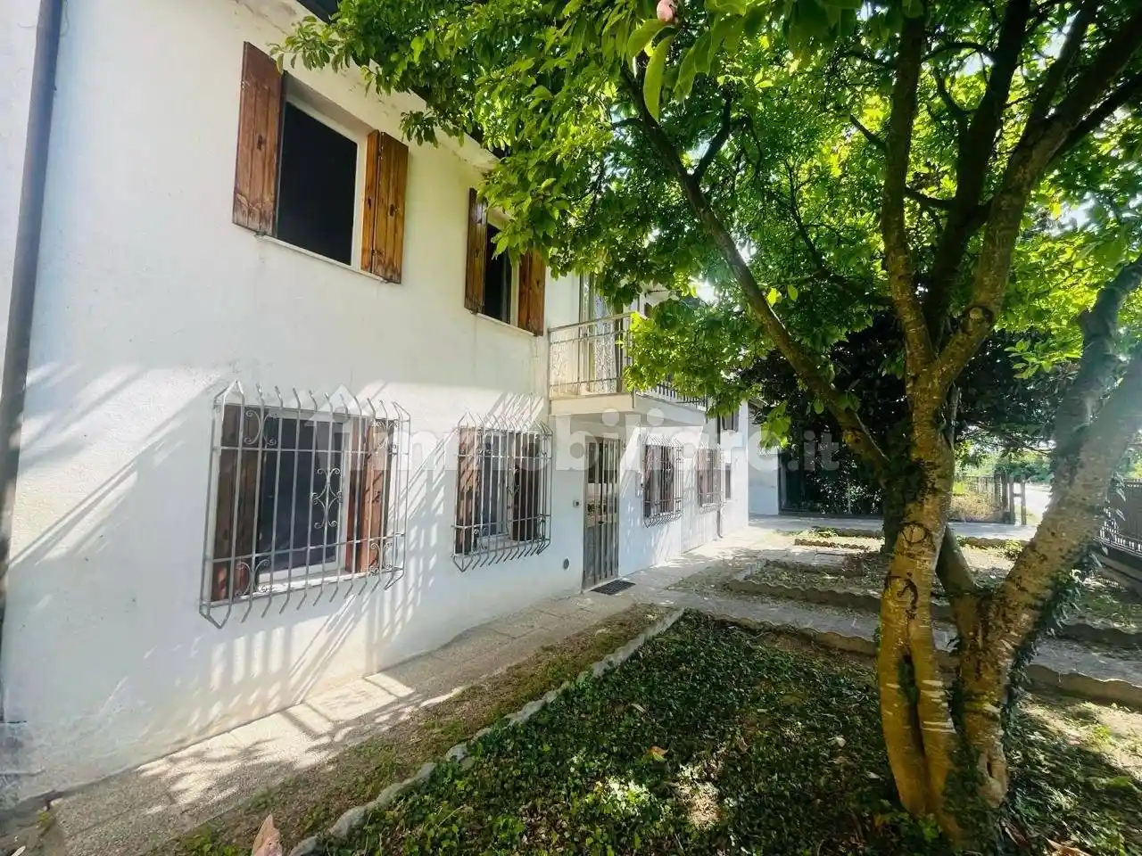 Villa in vendita a Piacenza d'Adige