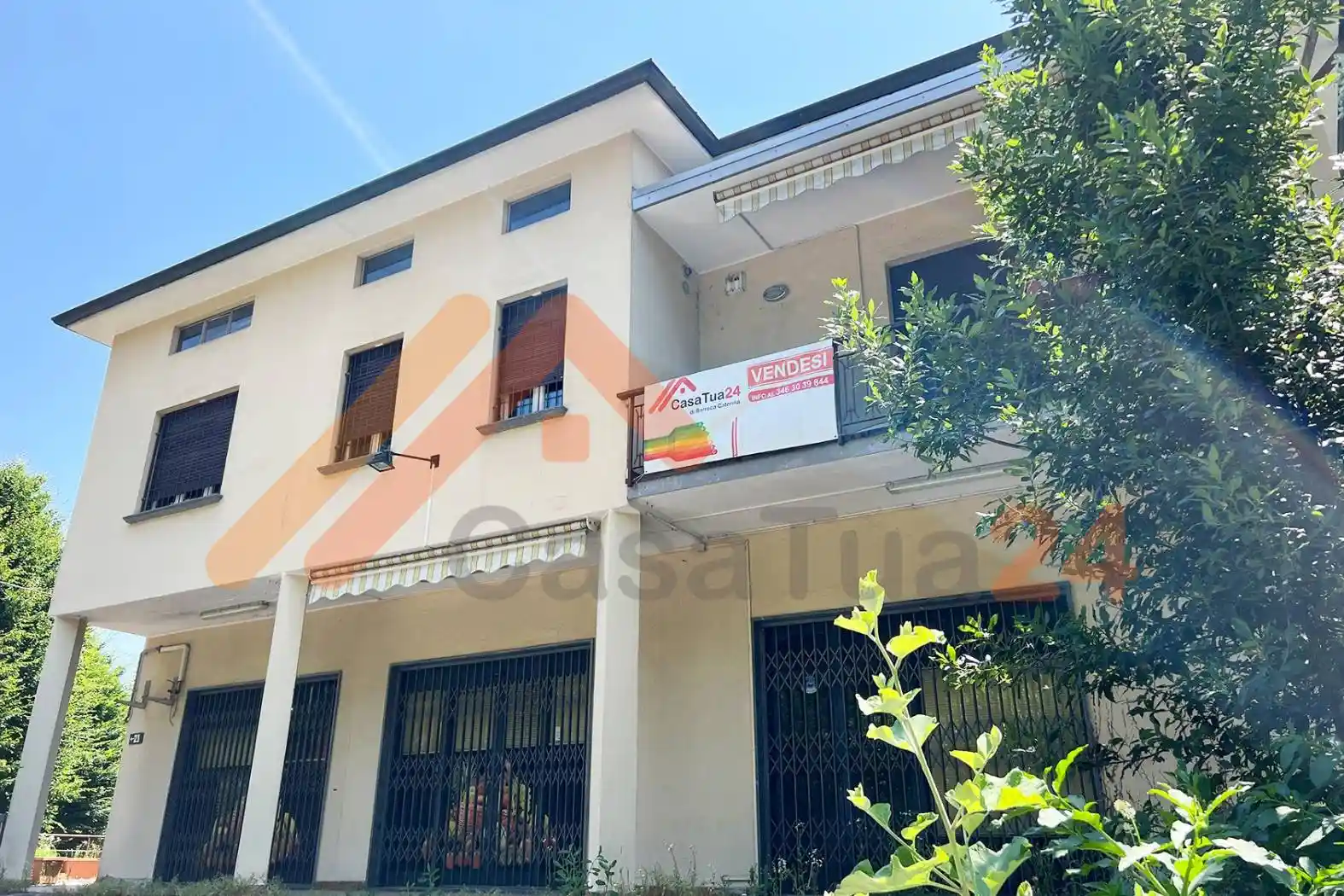 Palazzo - Edificio in vendita a Olgiate Molgora