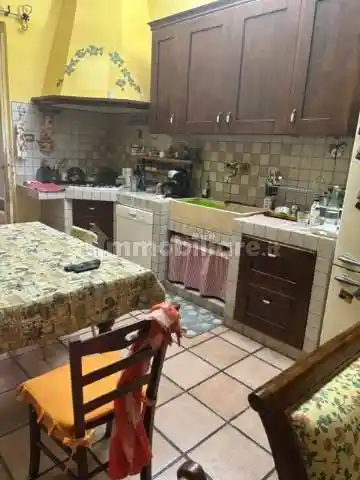 Casa indipendente in vendita a Prato