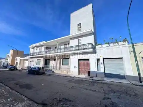 Villa in vendita a Campi Salentina