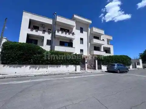 Appartamento in vendita a Campi Salentina