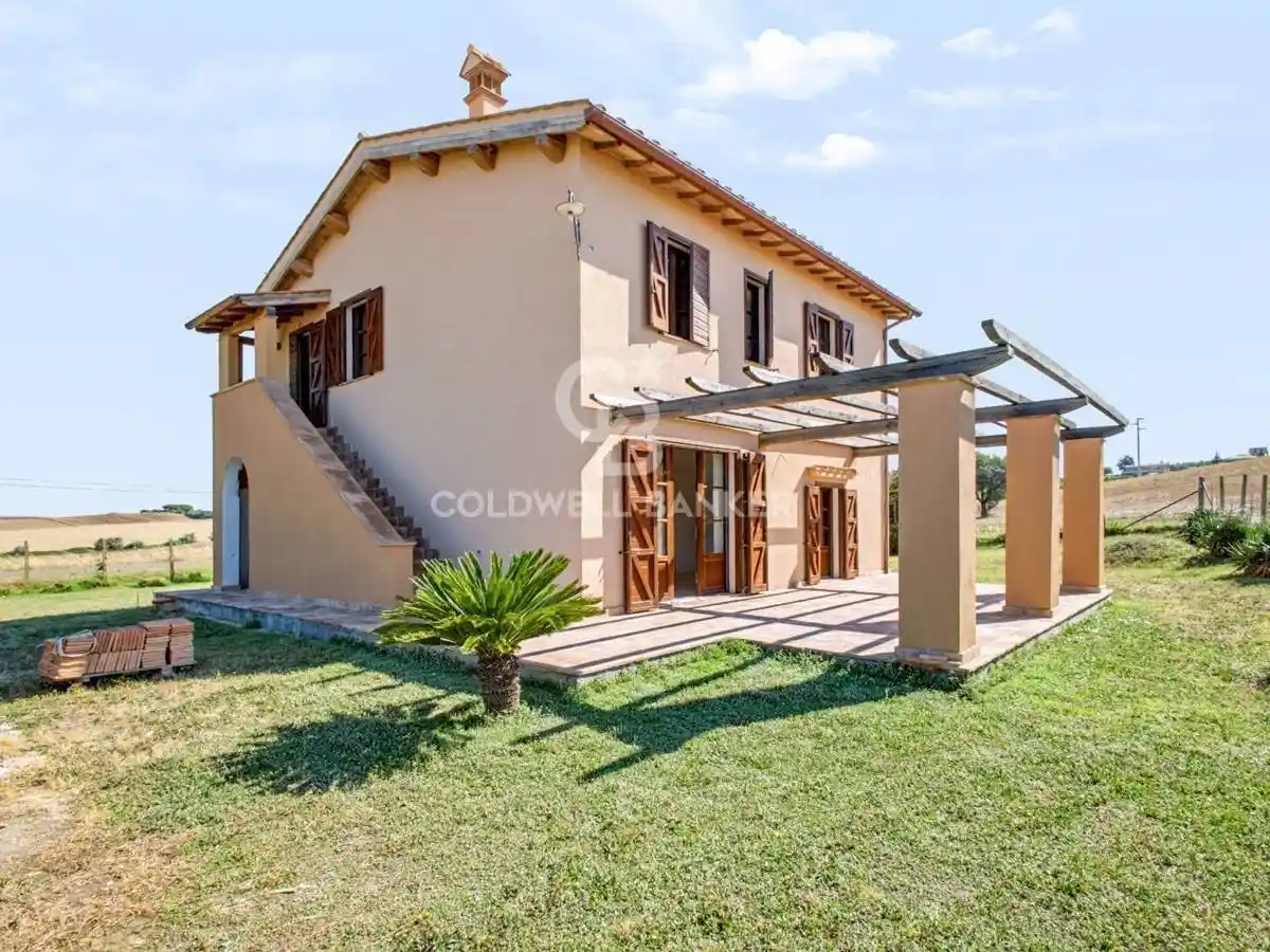 Villa in vendita a Tarquinia