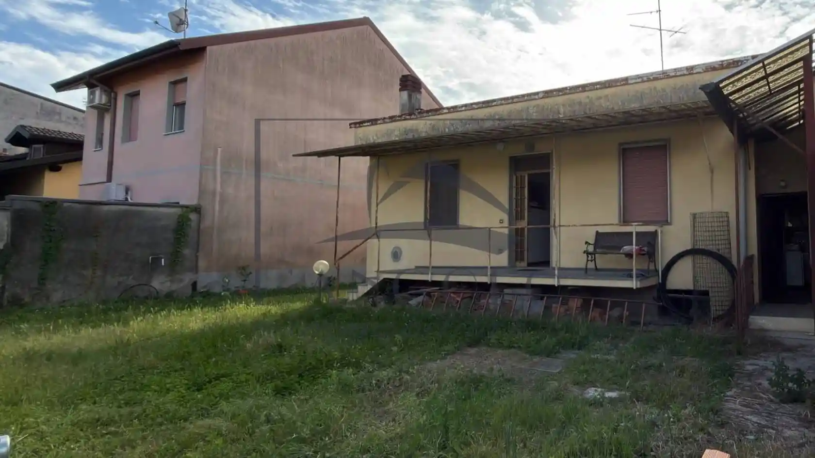 Casa indipendente in vendita a Arluno