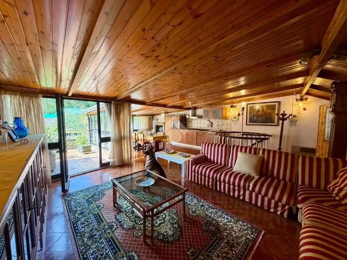 Casa indipendente in vendita a Vittorio Veneto