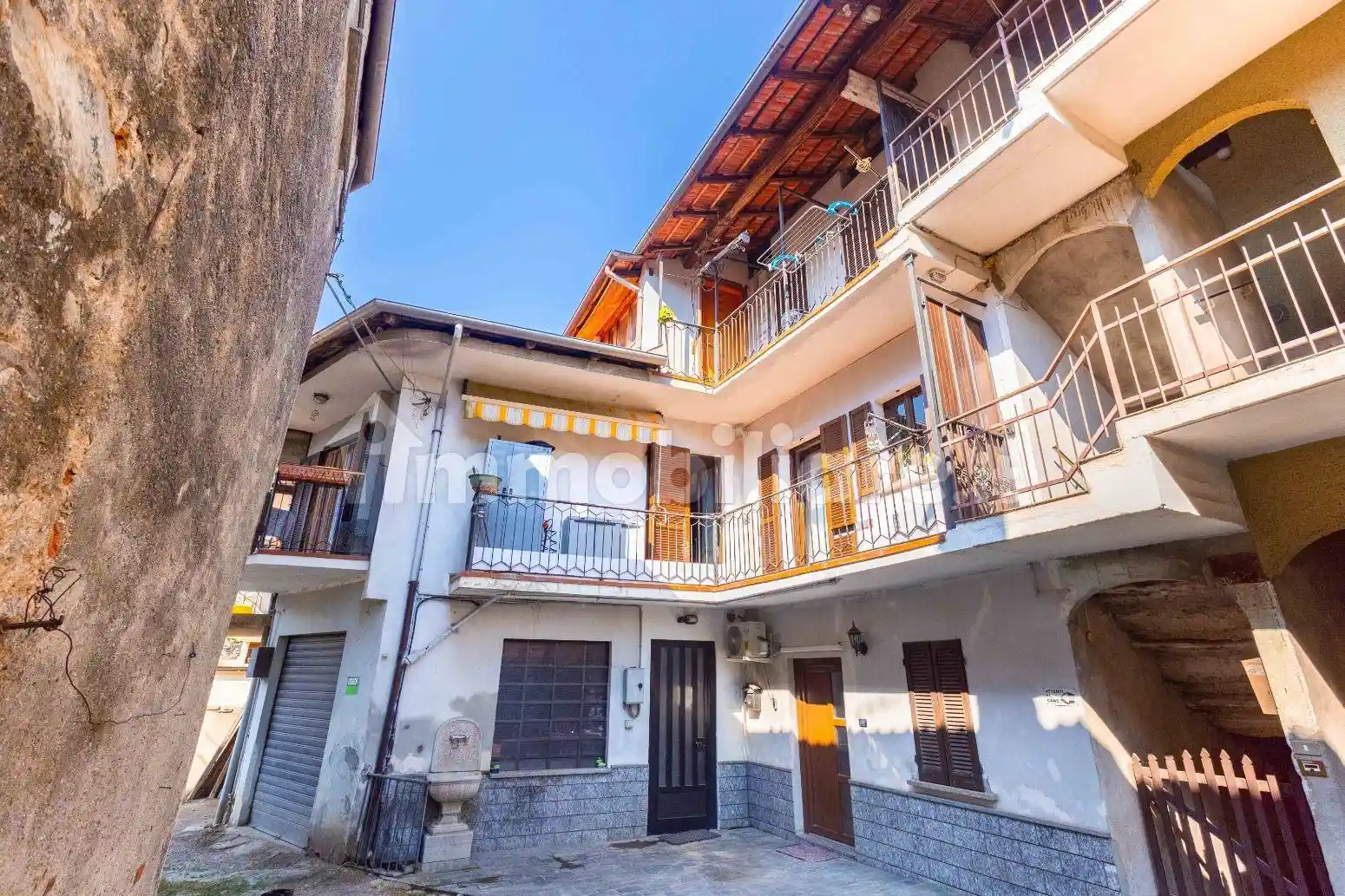 Casa indipendente in vendita a Gozzano