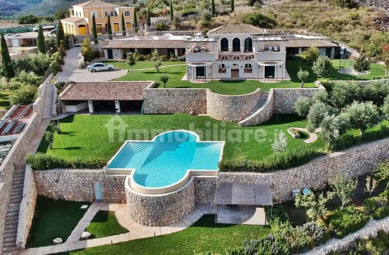 Villa in vendita a Itri