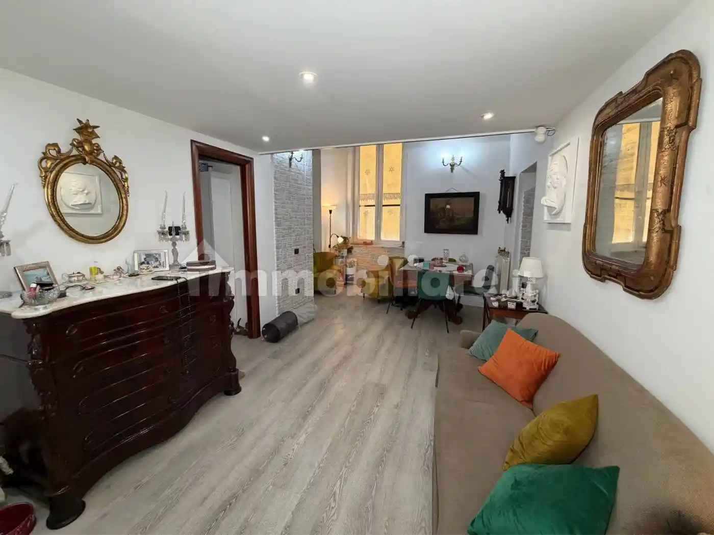 Appartamento in vendita a Napoli