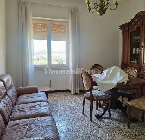 Appartamento in vendita a Massa