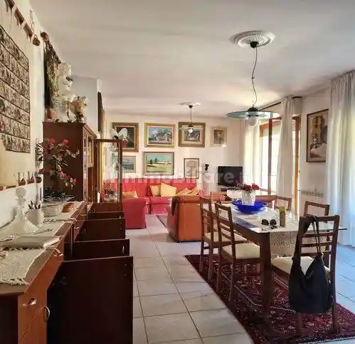 Appartamento in vendita a Massa