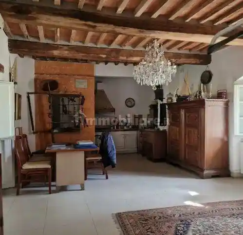 Villa in vendita a Montignoso