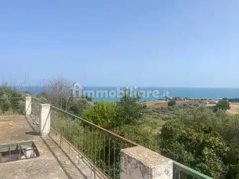 Villa in vendita a Petacciato