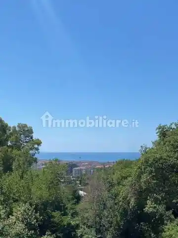 Appartamento in vendita a Salerno
