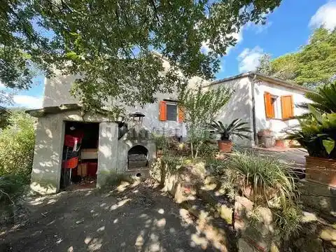 Villa in vendita a Suvereto