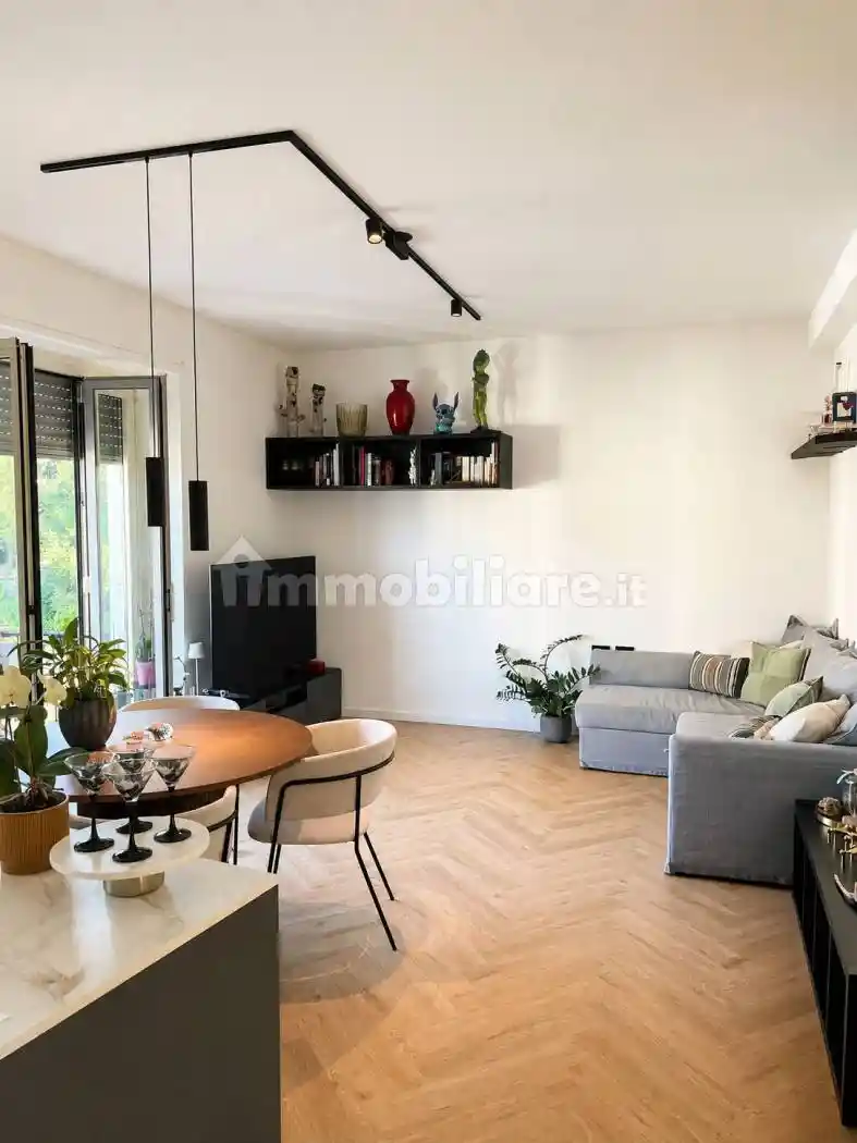 Appartamento in vendita a Varese