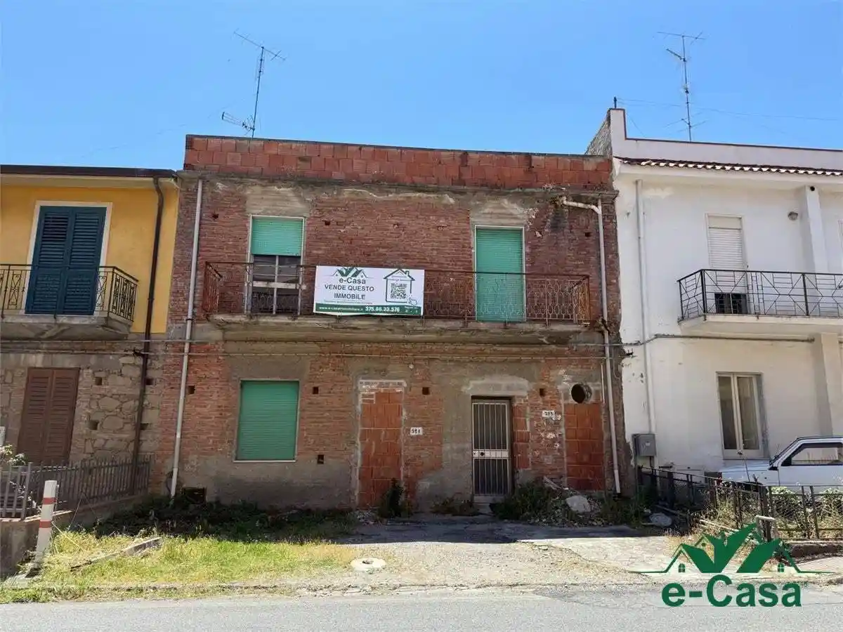 Casa indipendente in vendita a Falcone