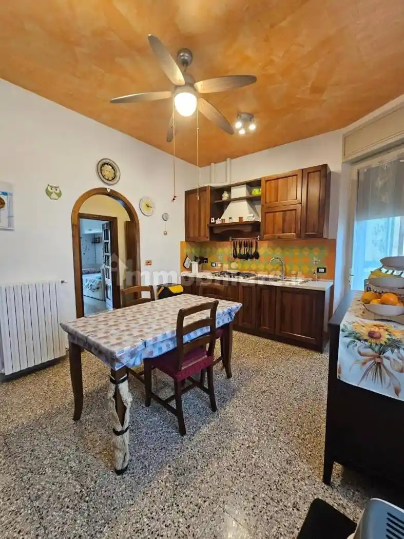 Appartamento in vendita a Collesalvetti