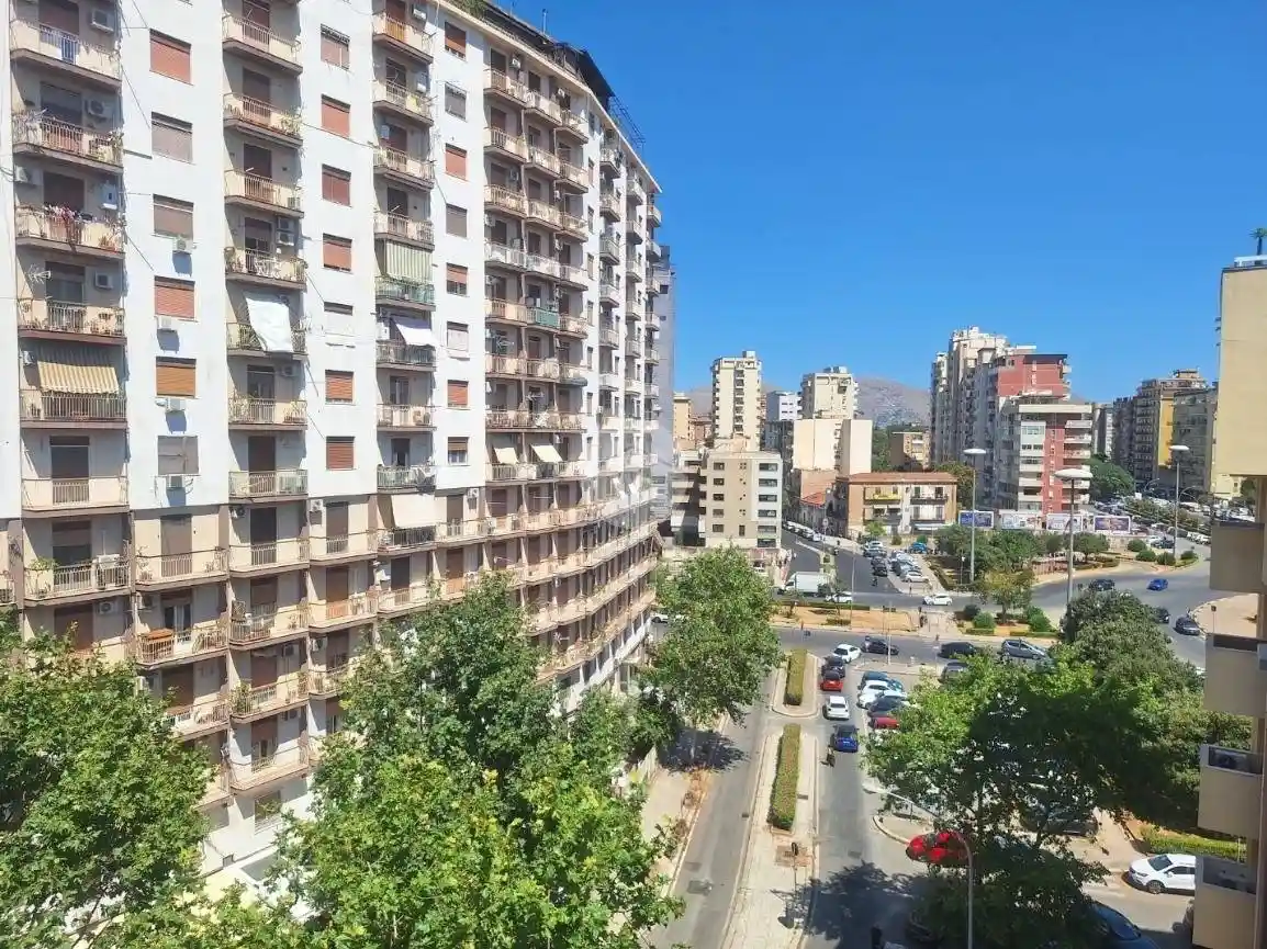 Appartamento in vendita a Palermo