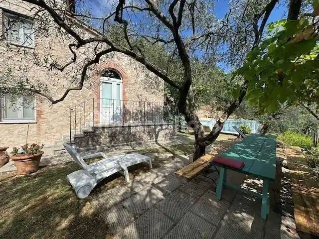 Rustico - Casale in vendita a Camaiore