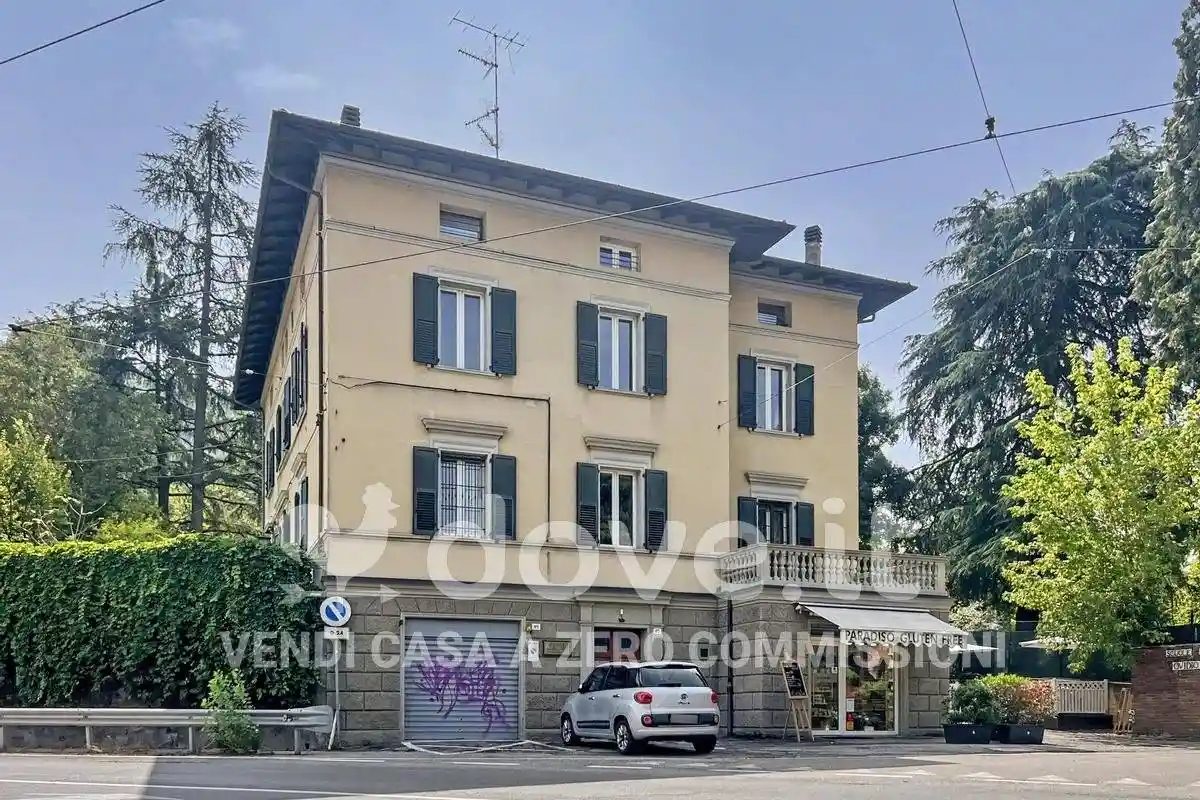 Appartamento in vendita a Casalecchio di Reno