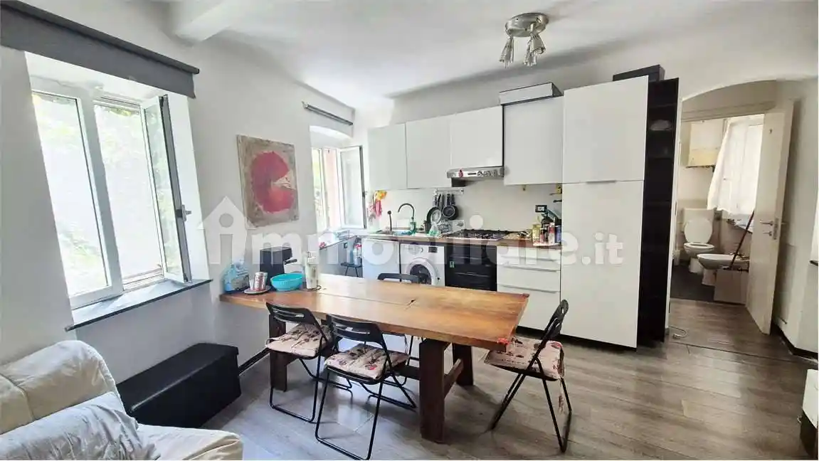 Appartamento in vendita a Genova