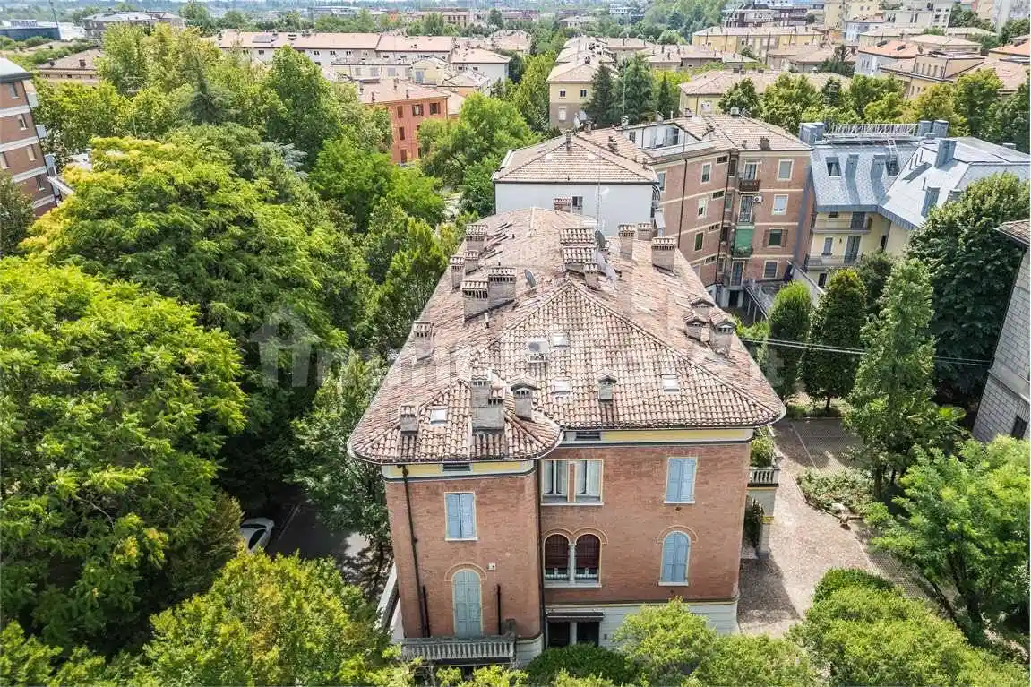 Appartamento in vendita a Modena
