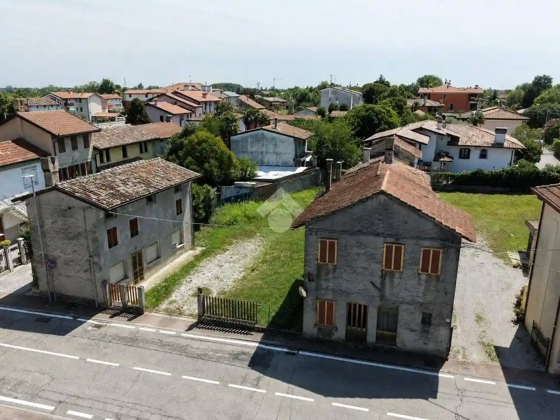 Rustico - Casale in vendita a Chions