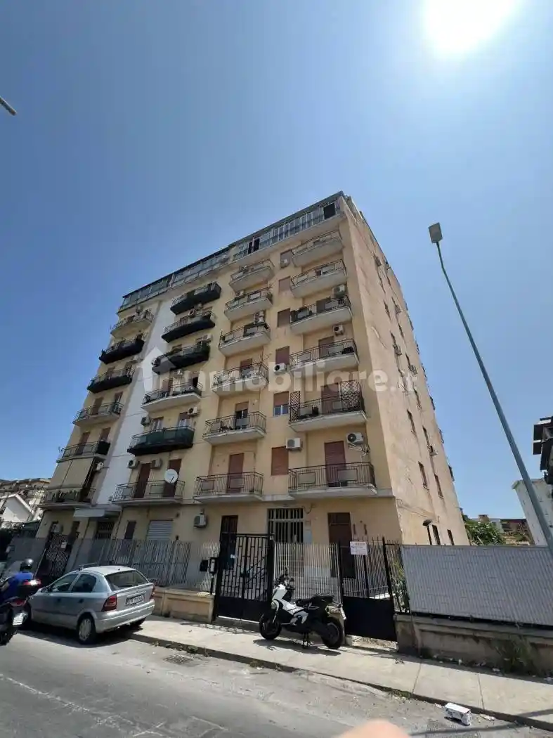Appartamento in vendita a Palermo