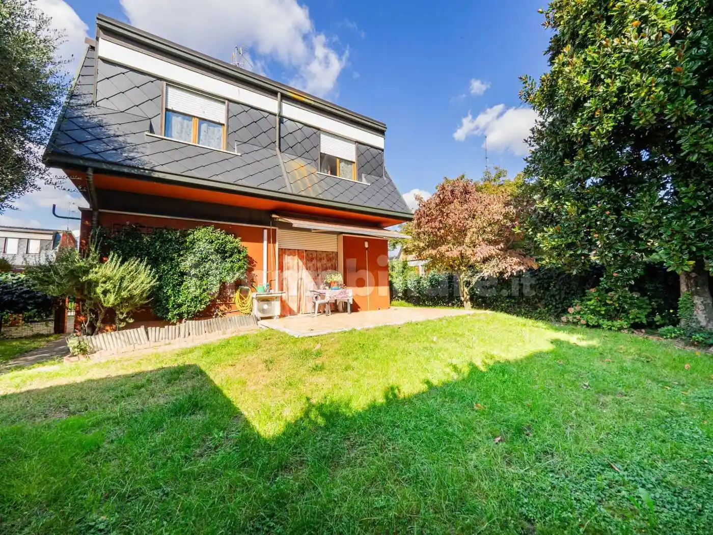 Villa in vendita a Bollate