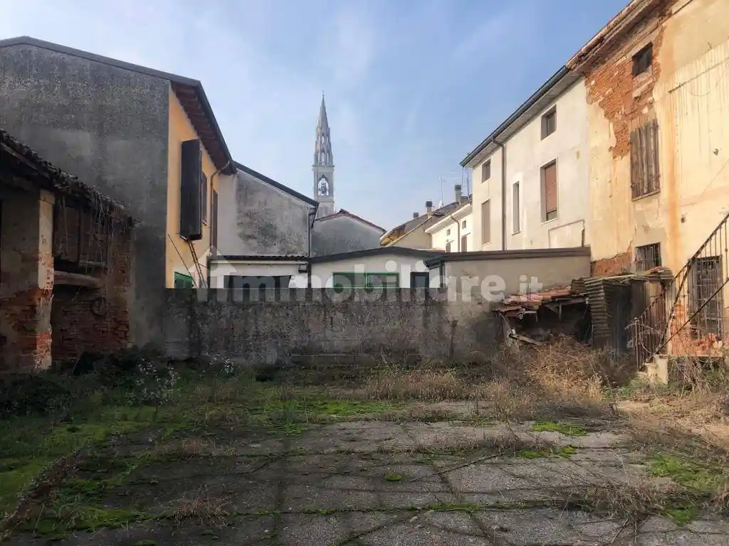 Rustico - Casale in vendita a Cingia de' Botti