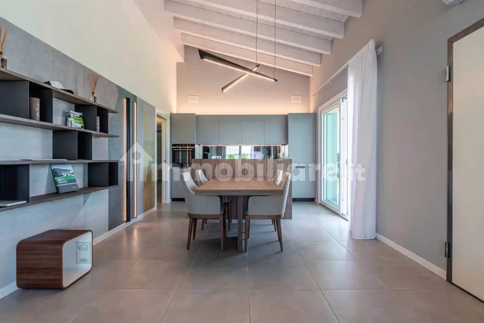 Villa in vendita a Lonato del Garda