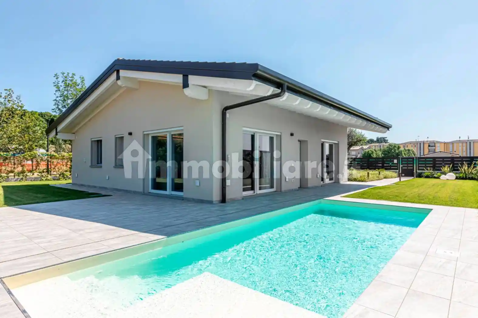 Villa in vendita a Padenghe sul Garda