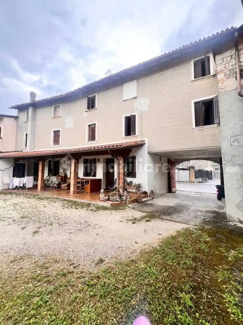 Casa indipendente in vendita a Cordenons