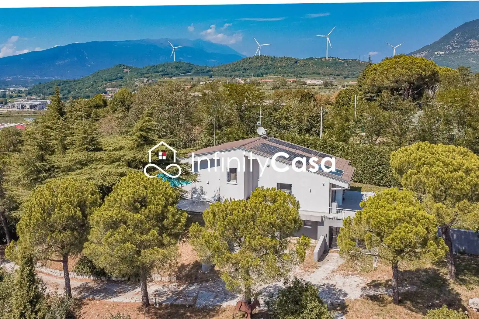 Villa in vendita a Affi